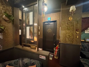 D74037E1-C95A-4557-AC11-6A5B63466874