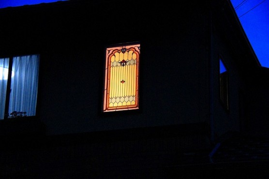 夜間 外から撮影