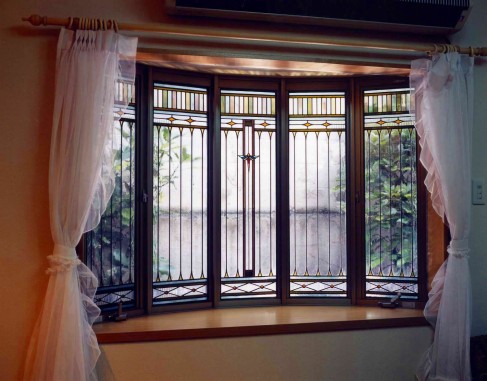 出窓(ボウウィンドウ)